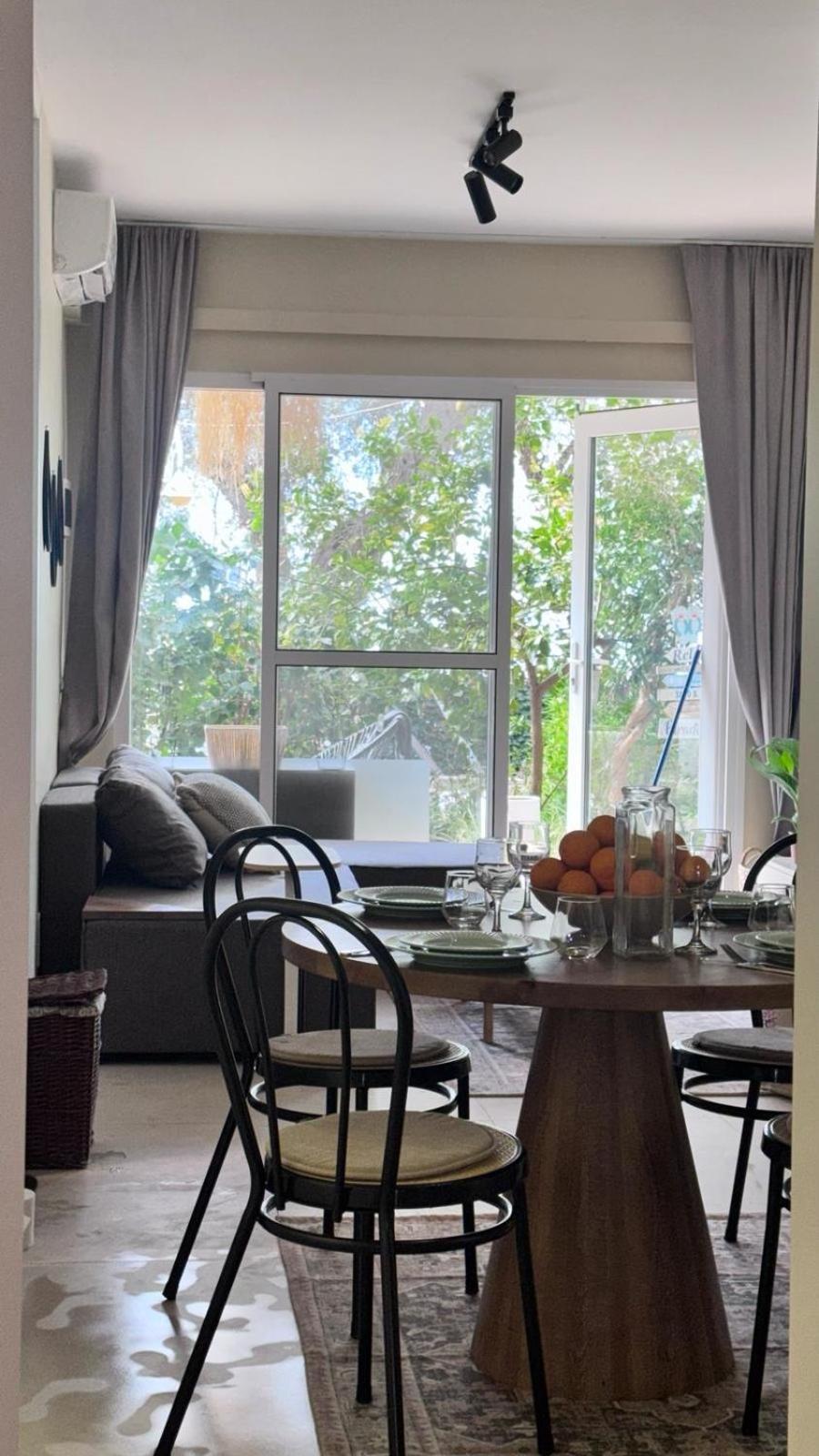 Newly Renovated Apartment Olive Dhërmi Kültér fotó